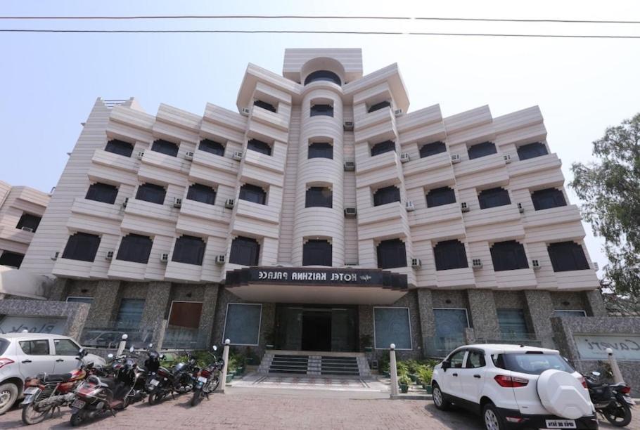 Hotel Krishna Palace Ayodhya Exterior photo